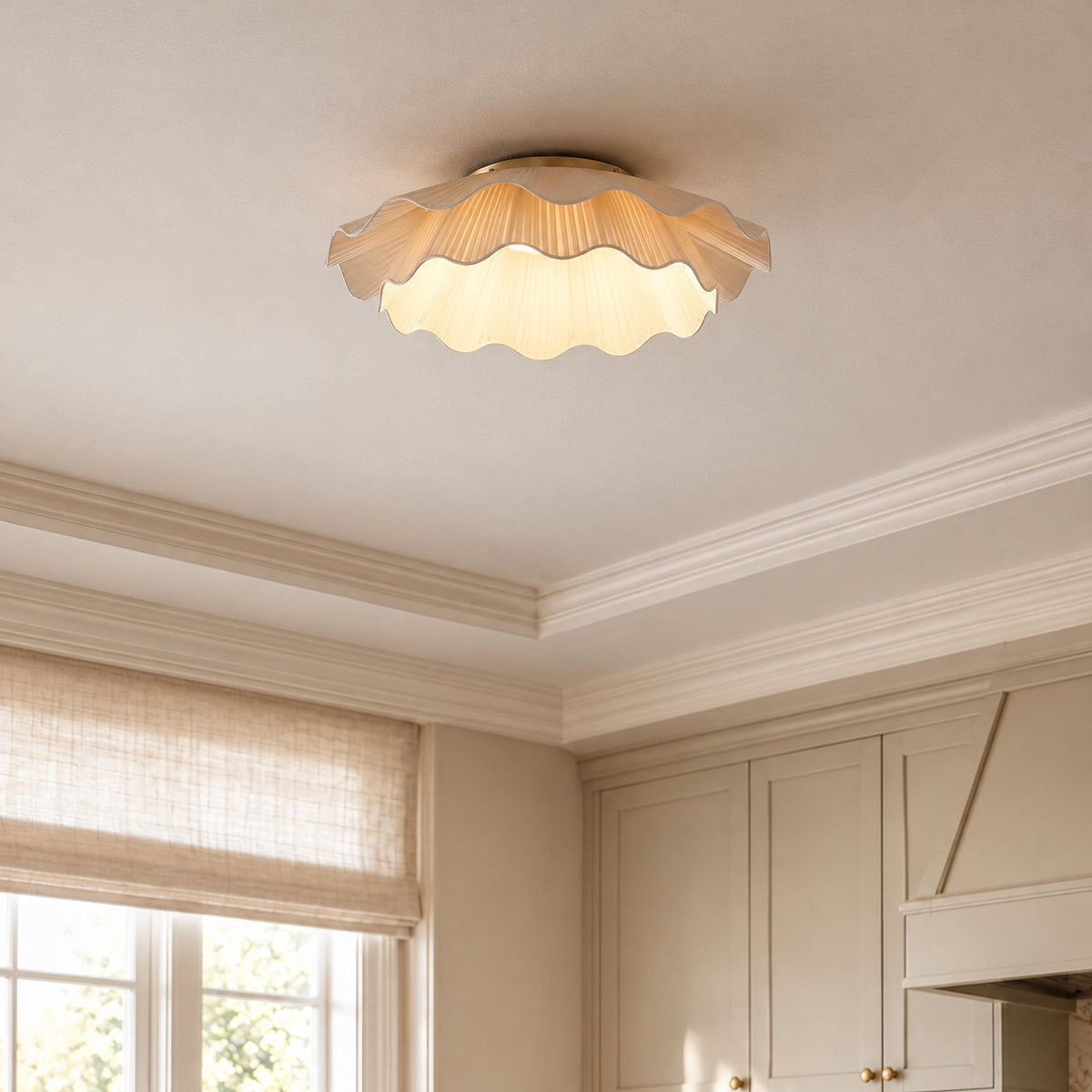 Tricolordeer Pleated Brass Flush Mount Ceiling Lamp