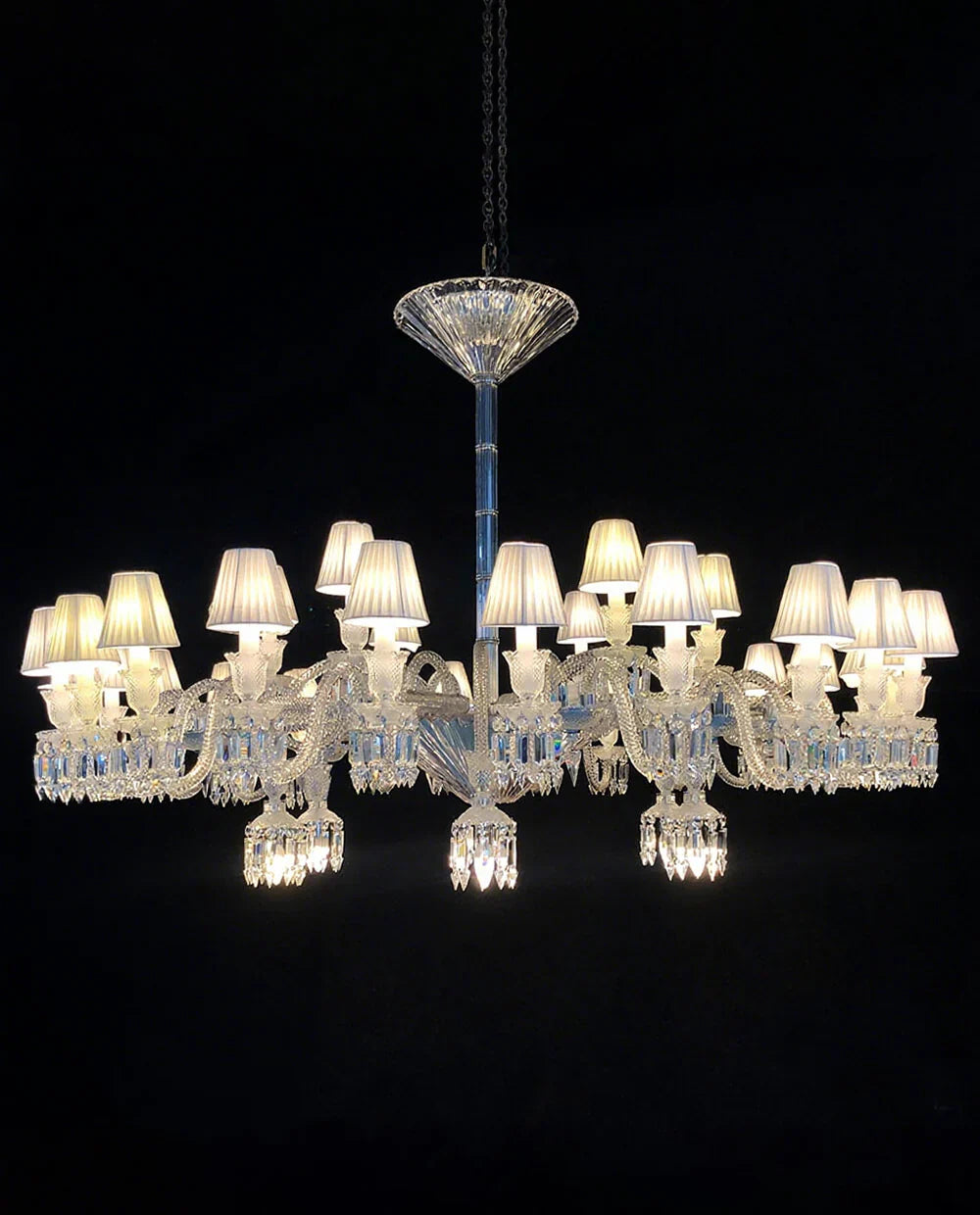 Luxury Chandelier High Quality Crystal Chandelier with 36 Lampshades