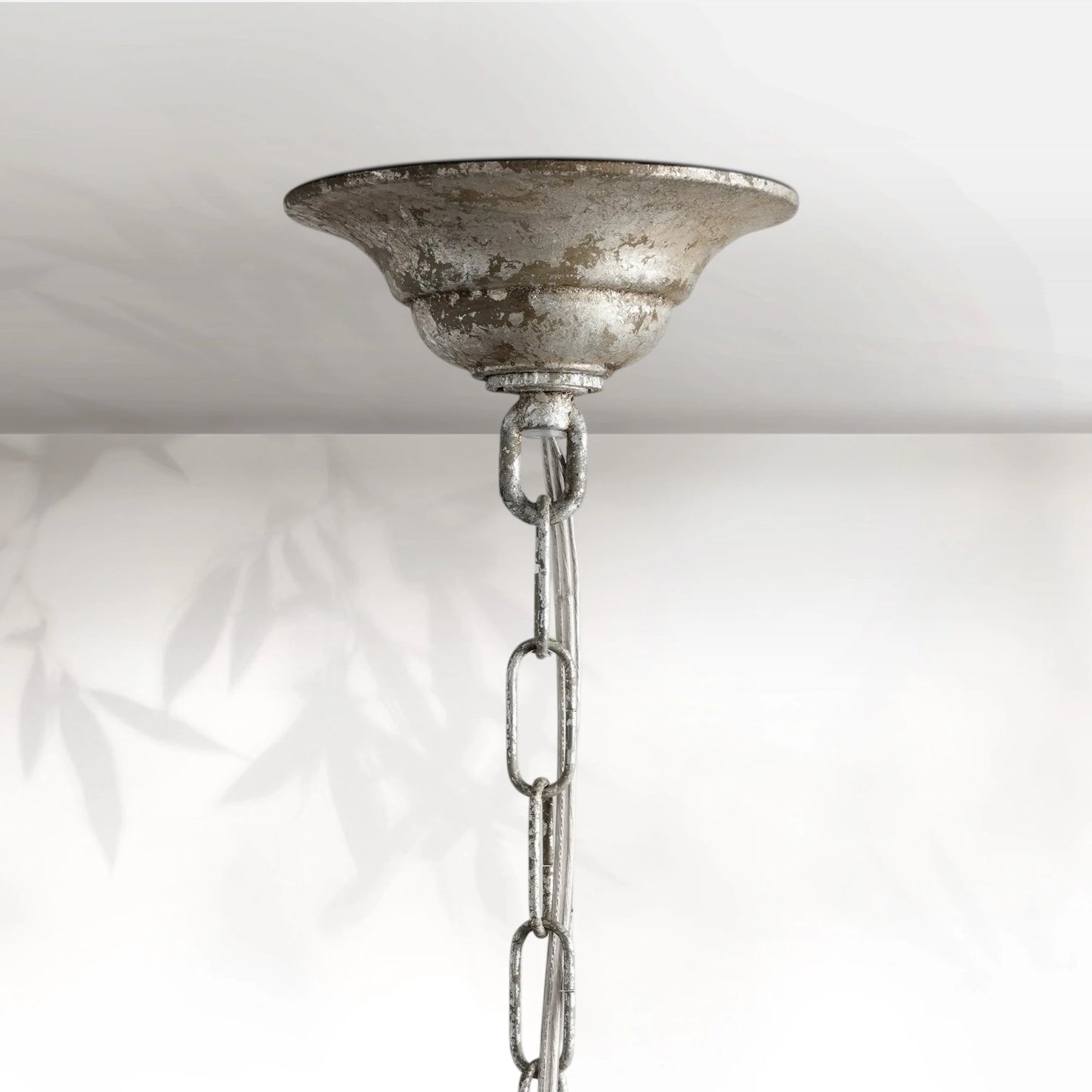 Viticcio Pendant 28"