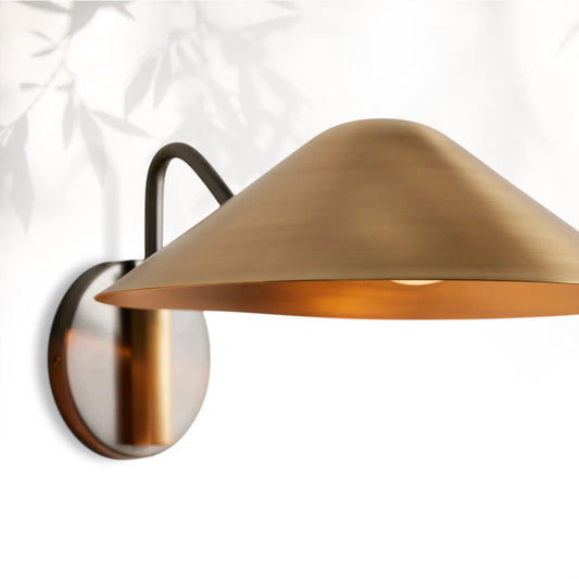 Simm Sconce