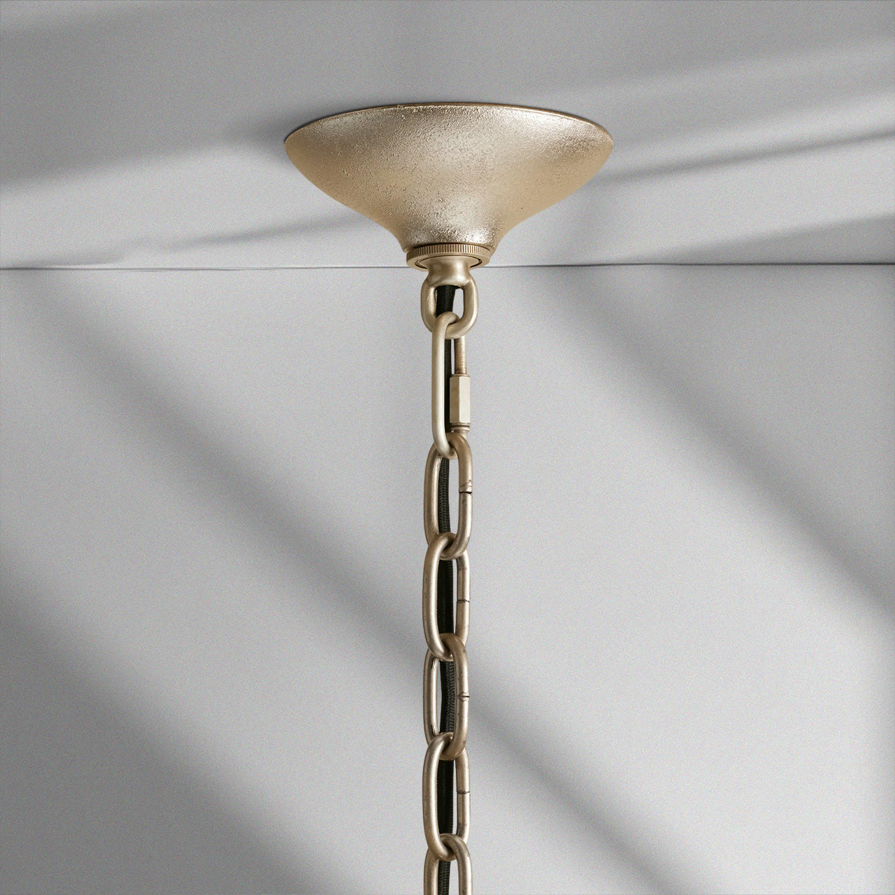 Neve Pendant