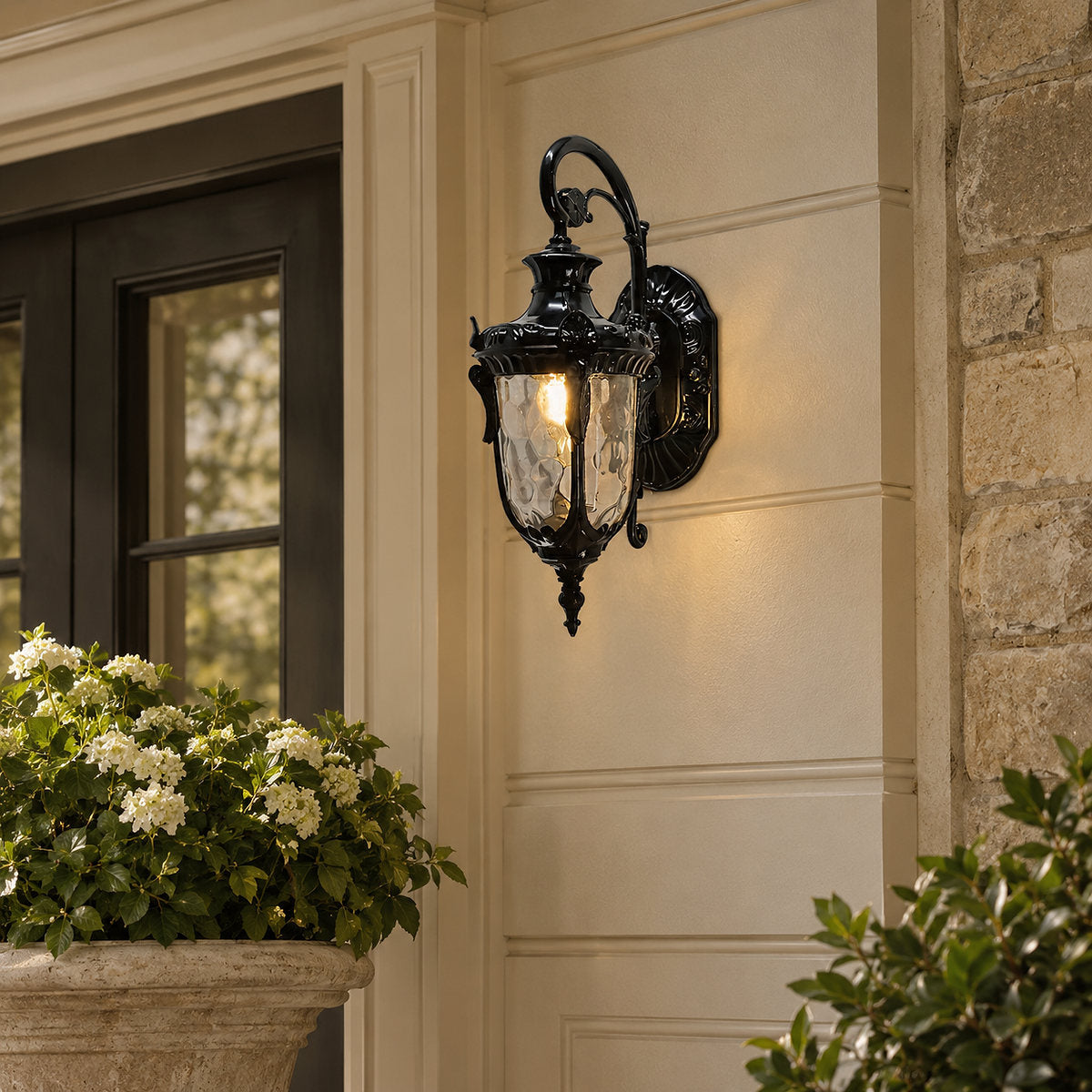 Heritage Outdoor Wall Lamp, Black for Living Room