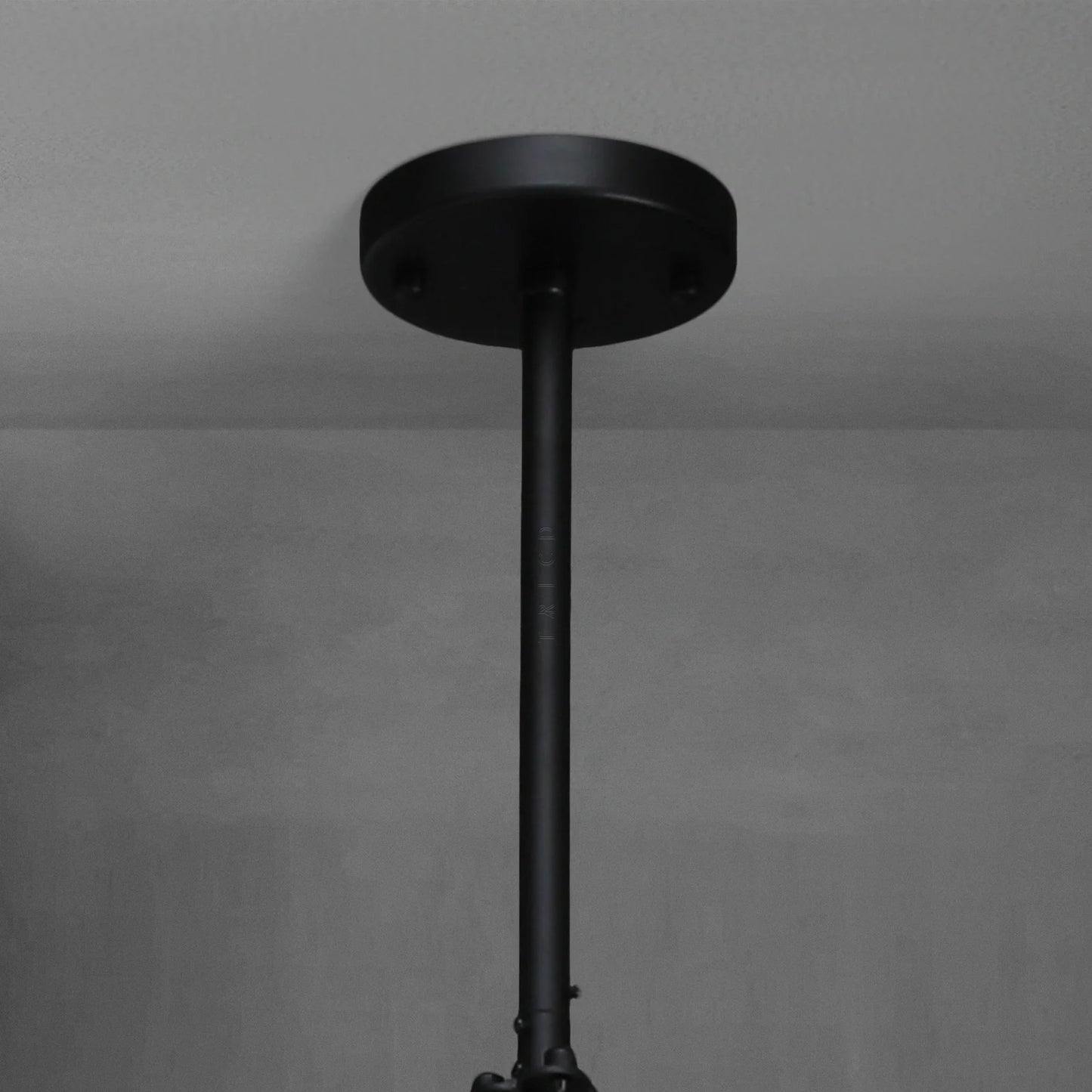 Camins Vintage Candelabra Round Chandelier