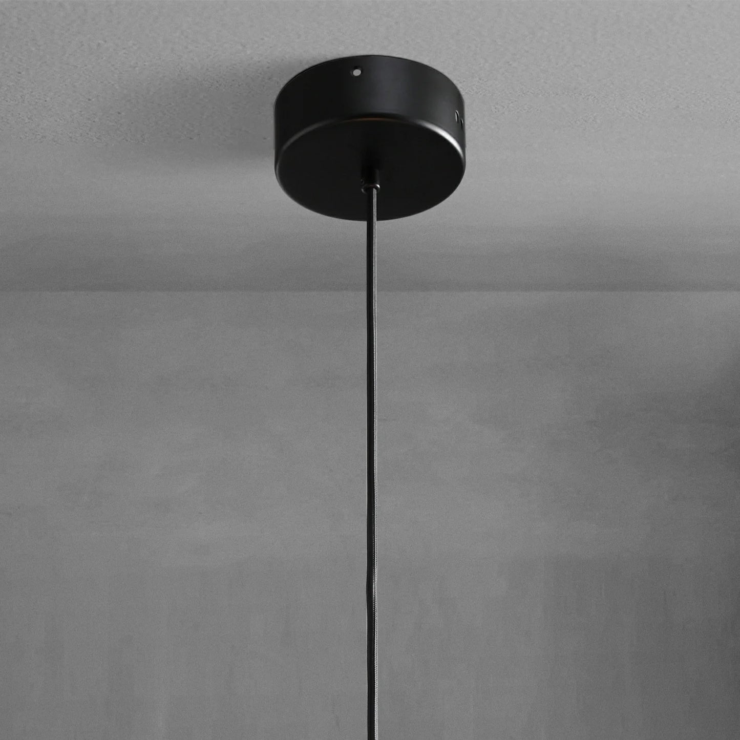 Noctaris Grand Pendant