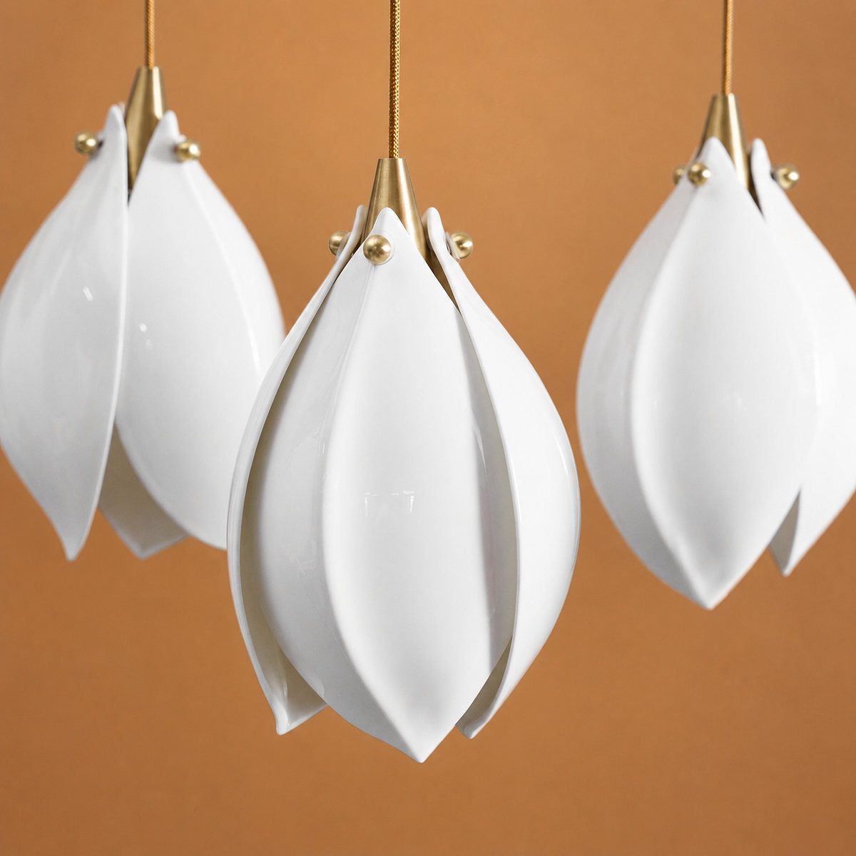 Petal Pendant Light with Versatile Configurations