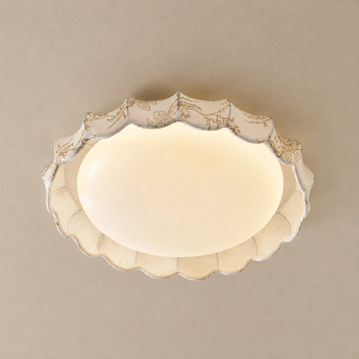 Scalloped White Fabric Flush Mount Ceiling Lamp