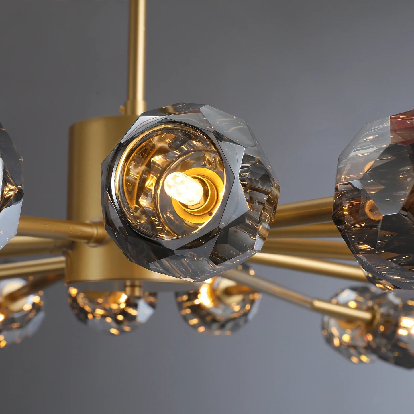 Boule Du Glass Round Chandelier