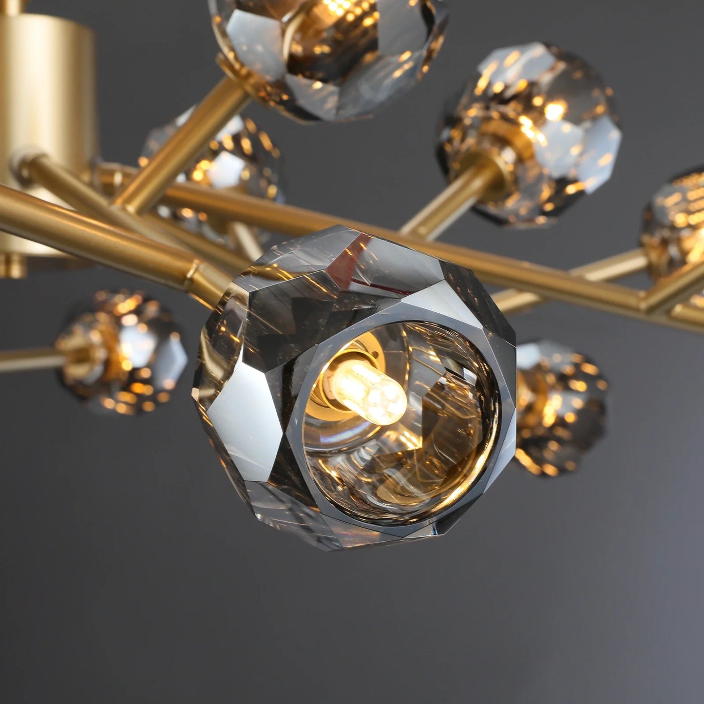 Boule Du Glass Round Chandelier
