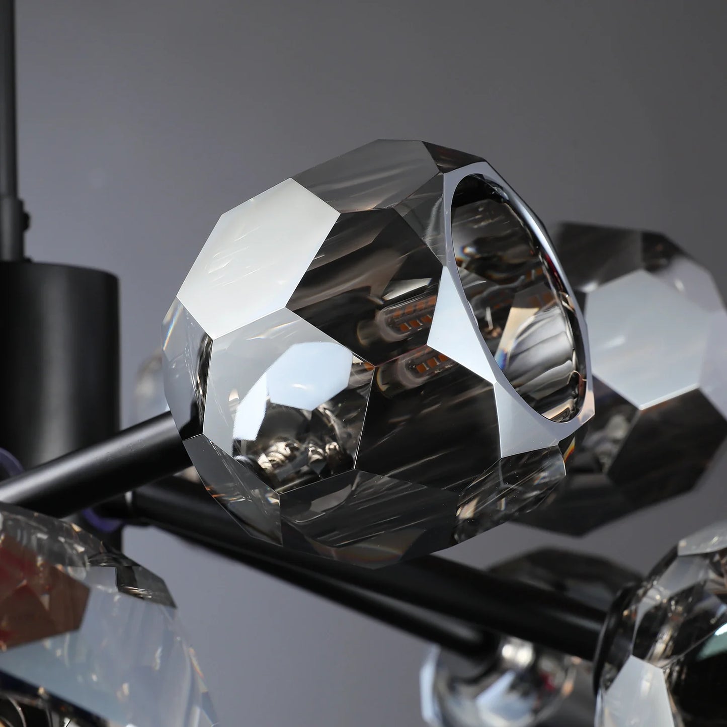 Boule Du Glass Round Chandelier