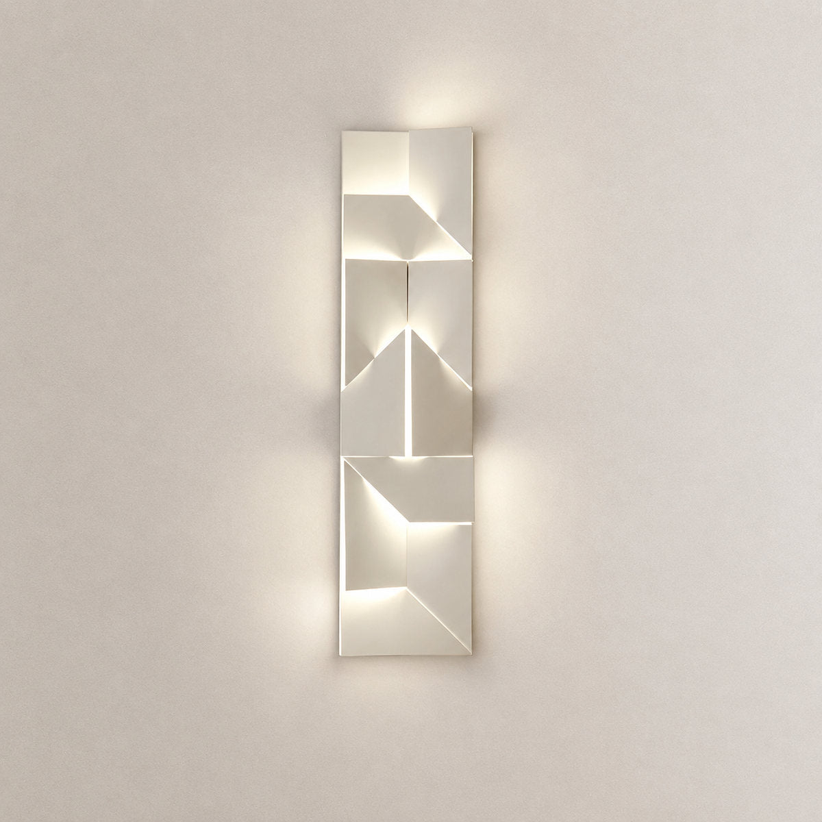 Shadows Grand Wall Lamp, L 11.8-Inch, White & Wired version, Wired & Warm Light for Living Room