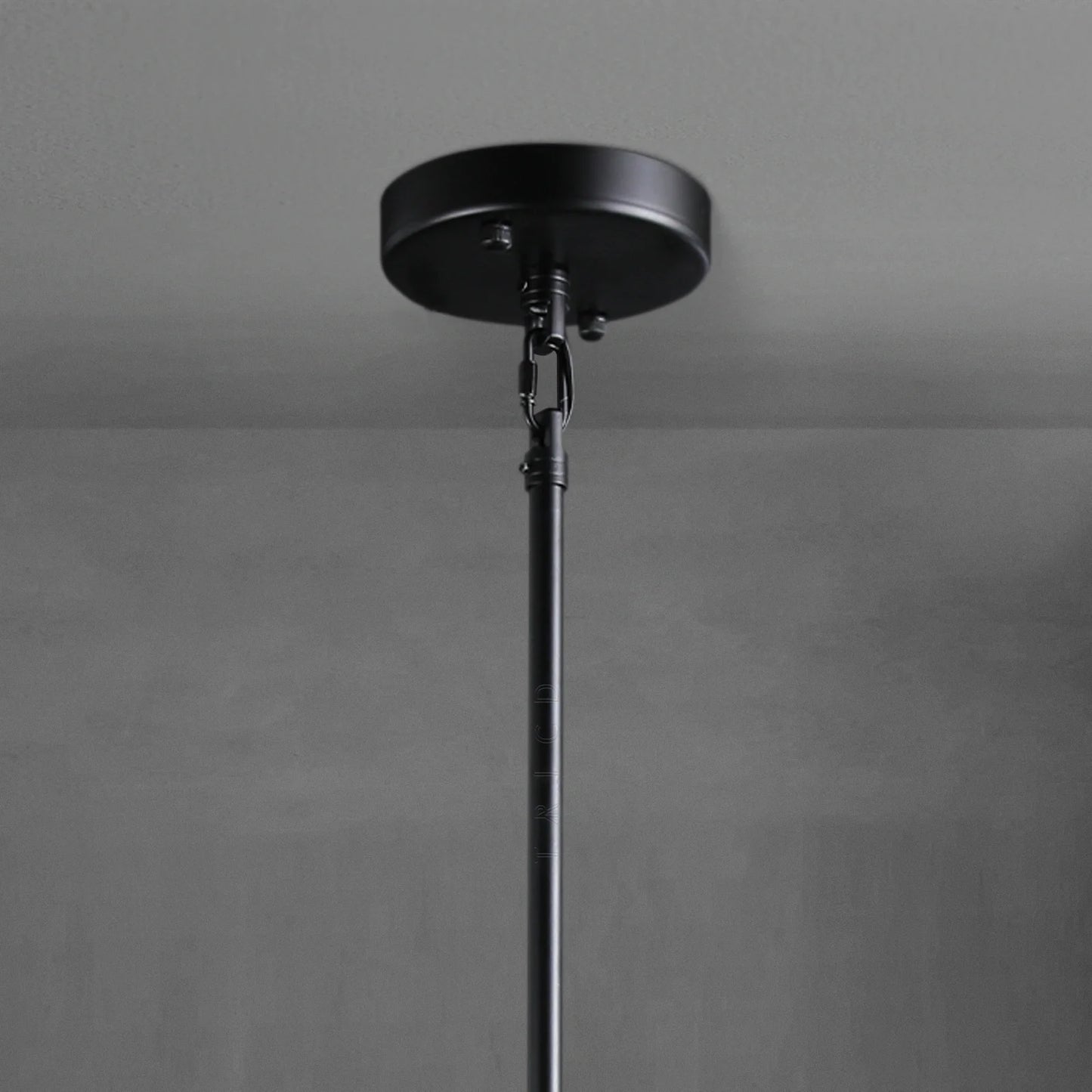 Camins Vintage Candelabra Round Chandelier