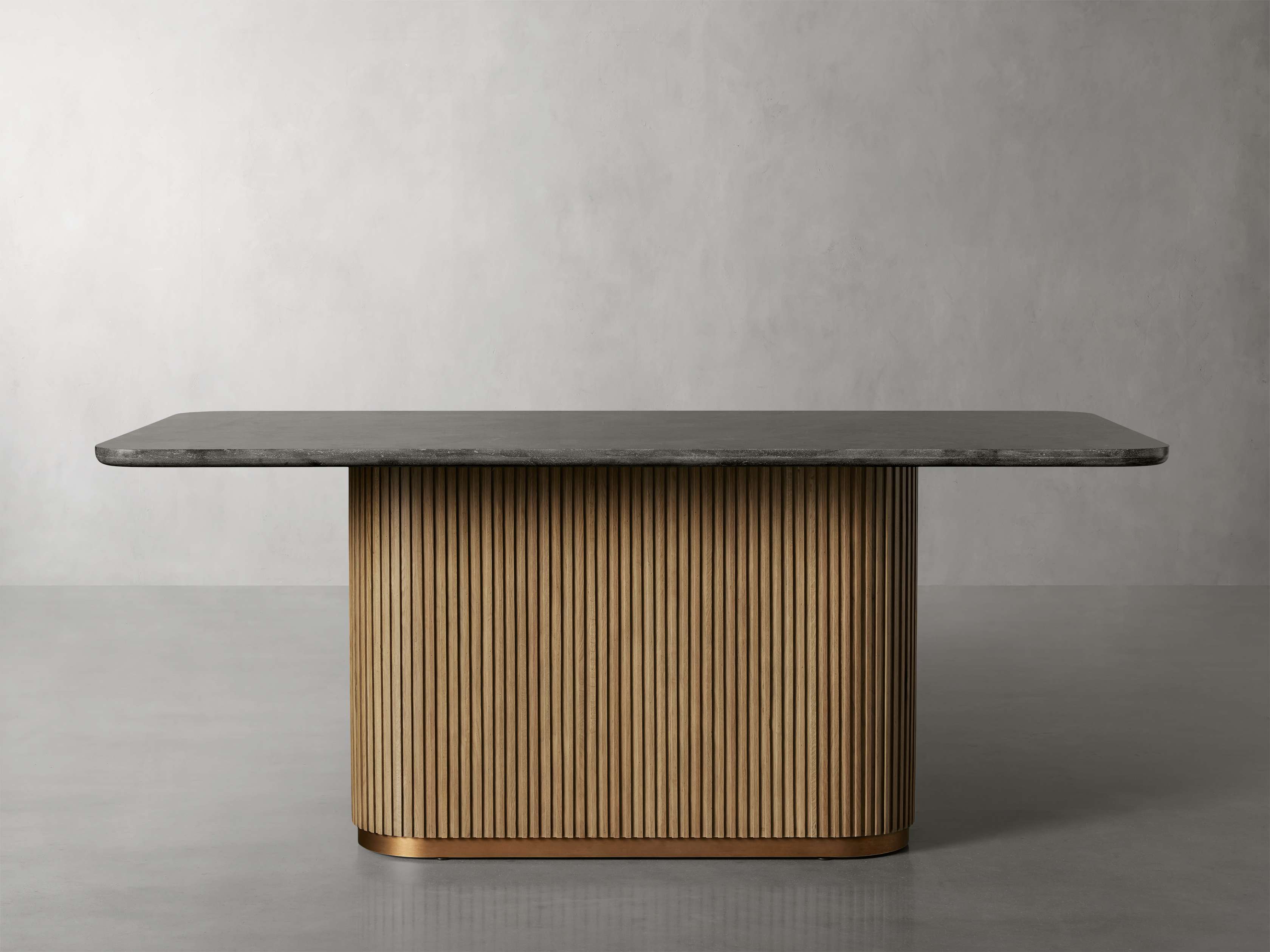 Finnley Dining Table