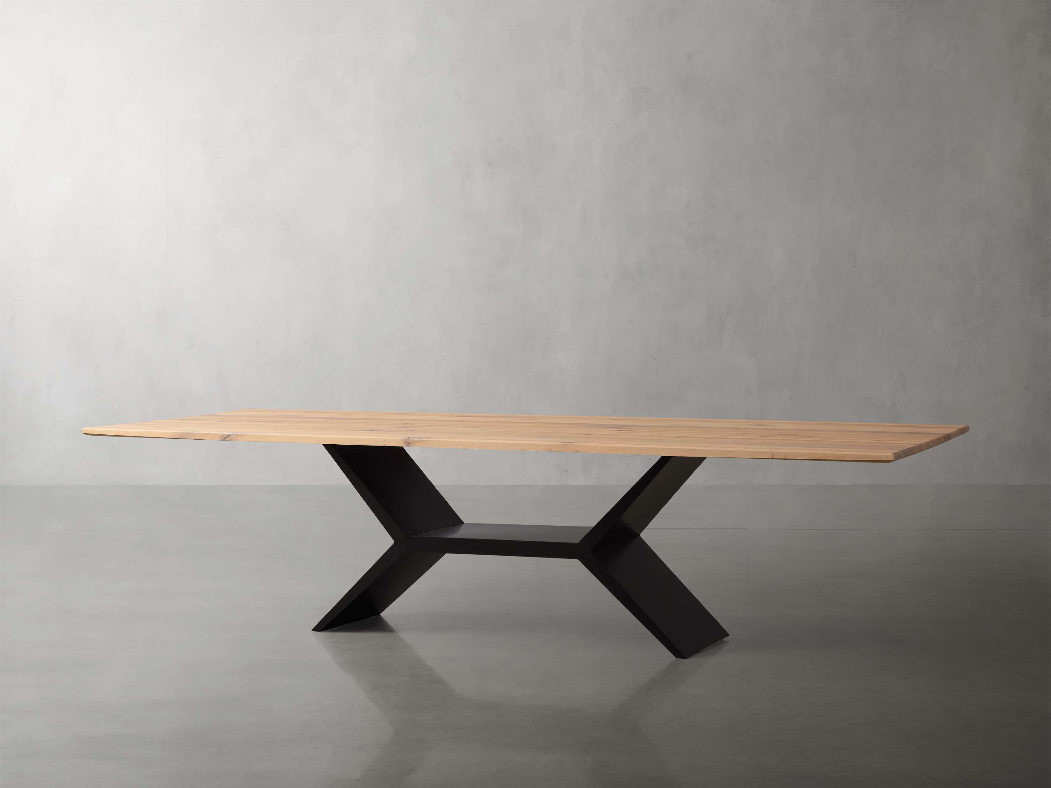 Jacob Dining Table with Vertex Base