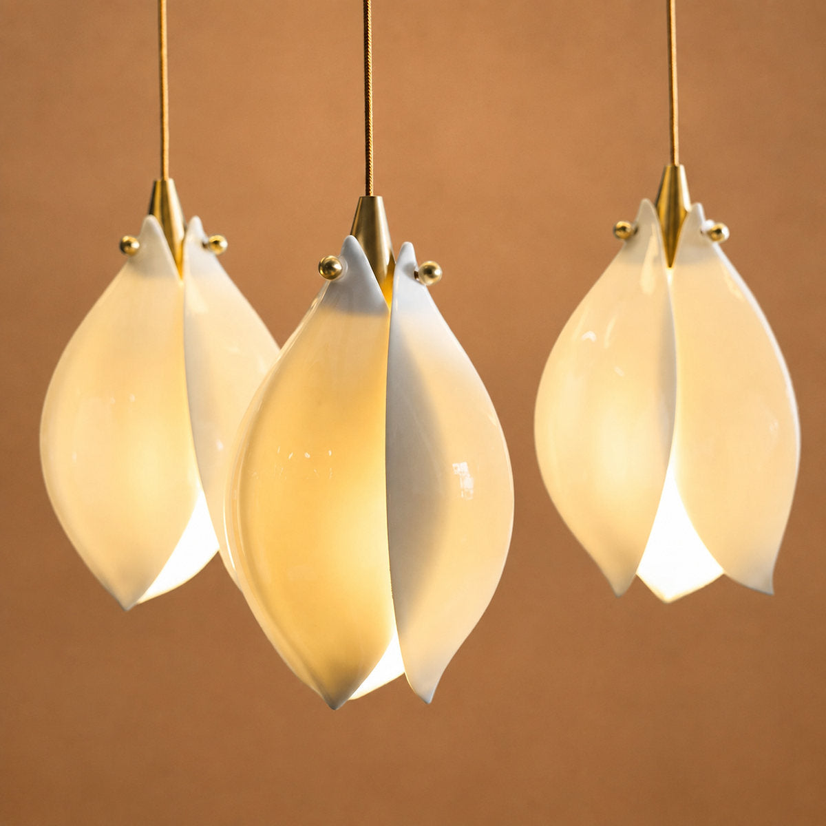 Petal Pendant Light with Versatile Configurations