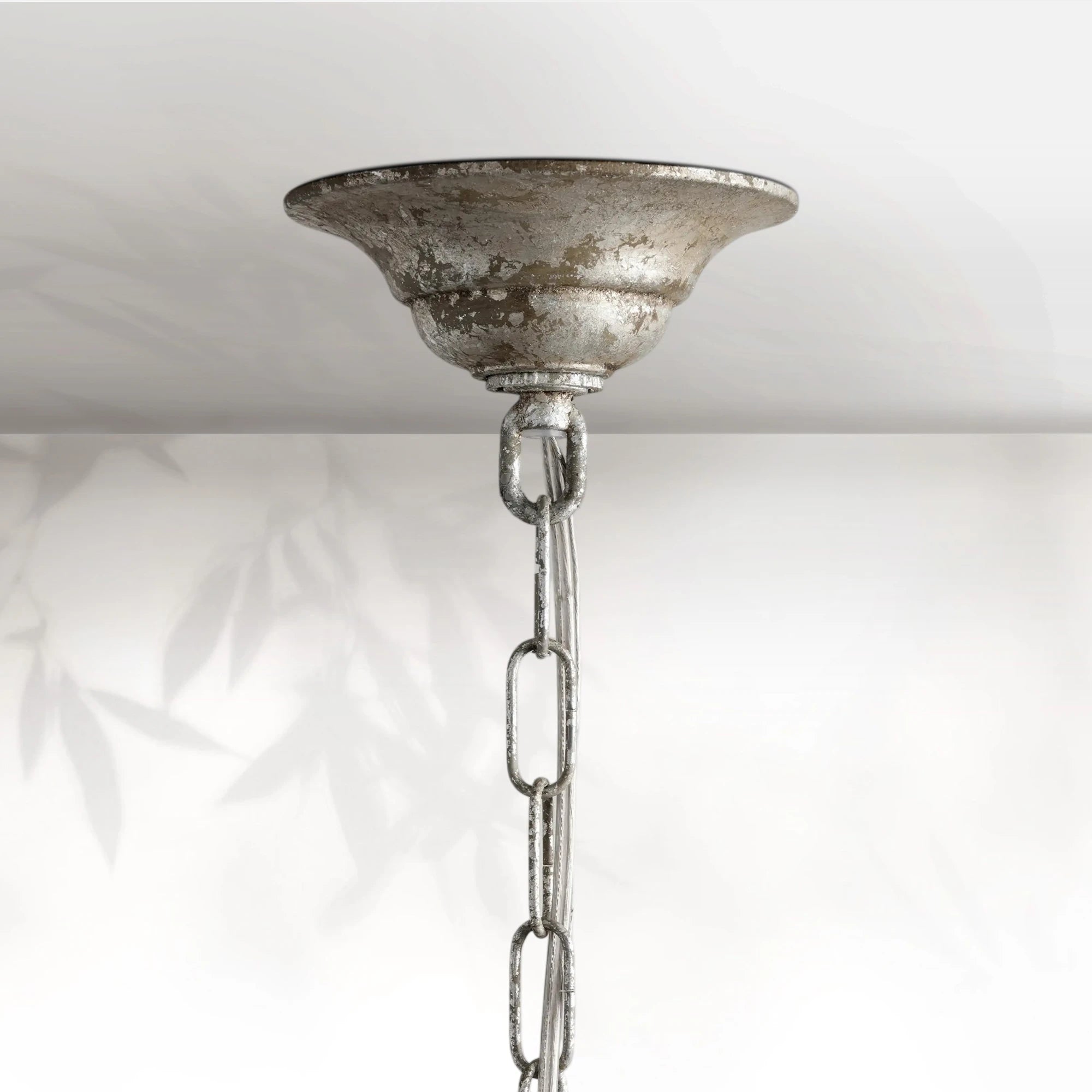 Viticcio Pendant 28"