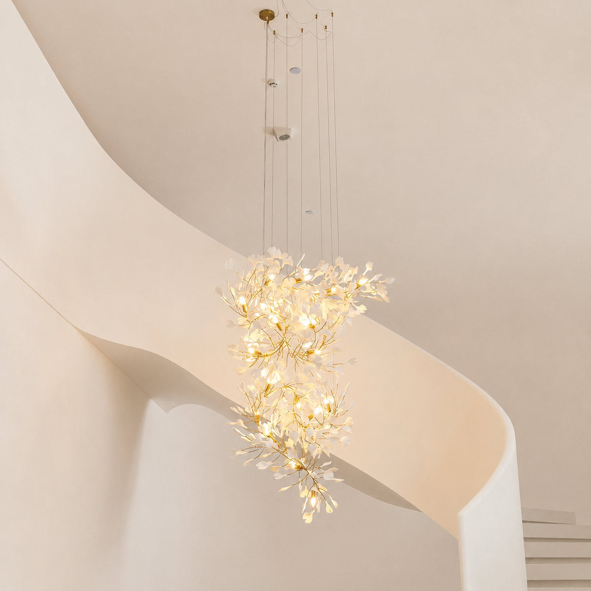 Tricolordeer Cascading Porcelain Leaf Spiral Chandelier
