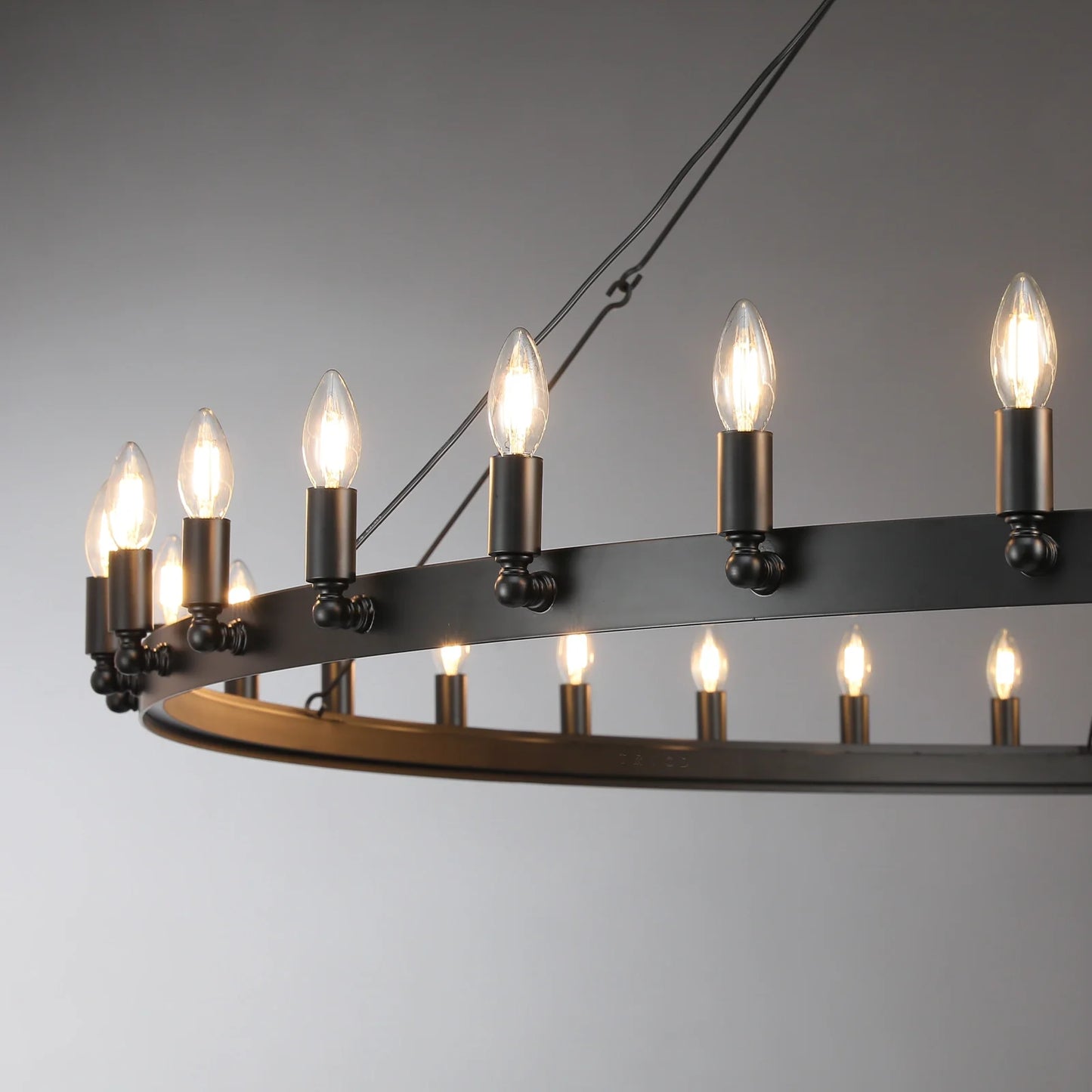Camins Vintage Candelabra Round Chandelier