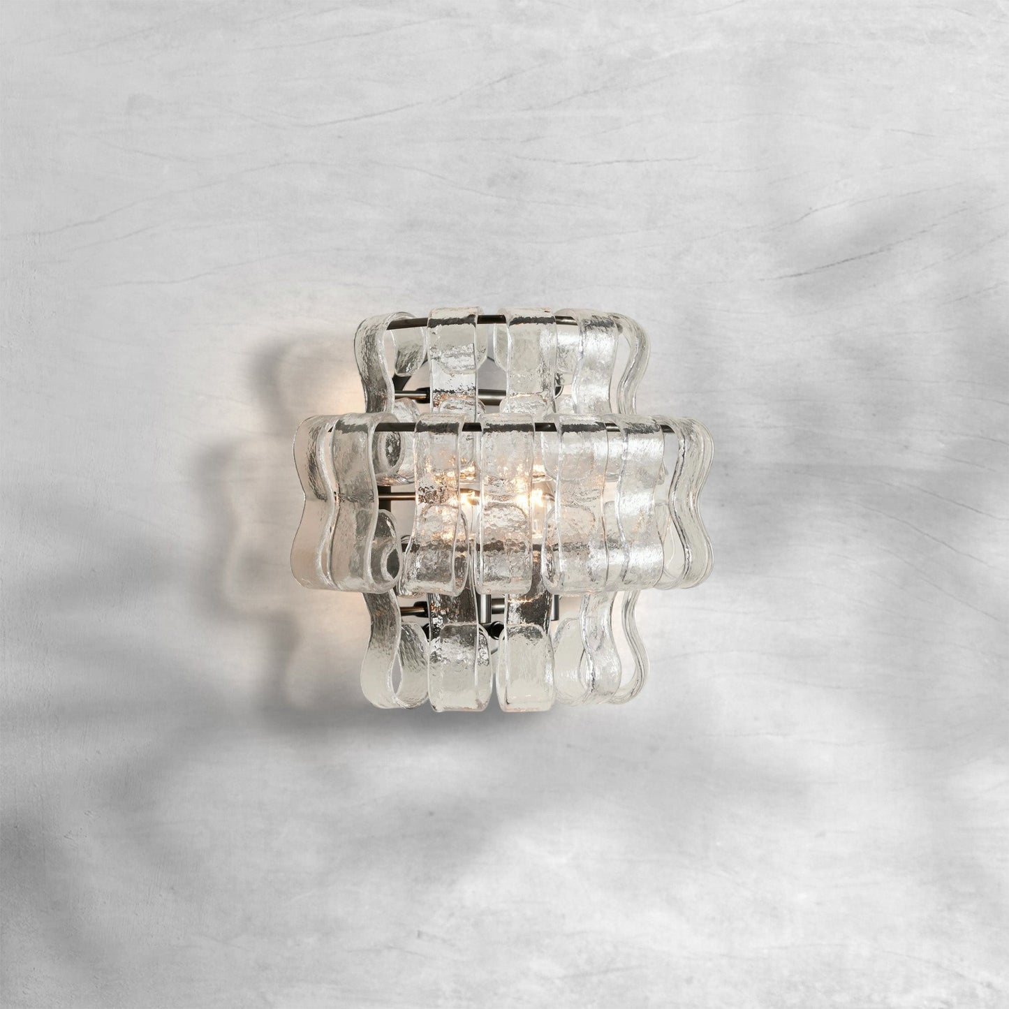 Tricolorbeer Lumina Sculpted Glass Wall Sconce - Background Shot