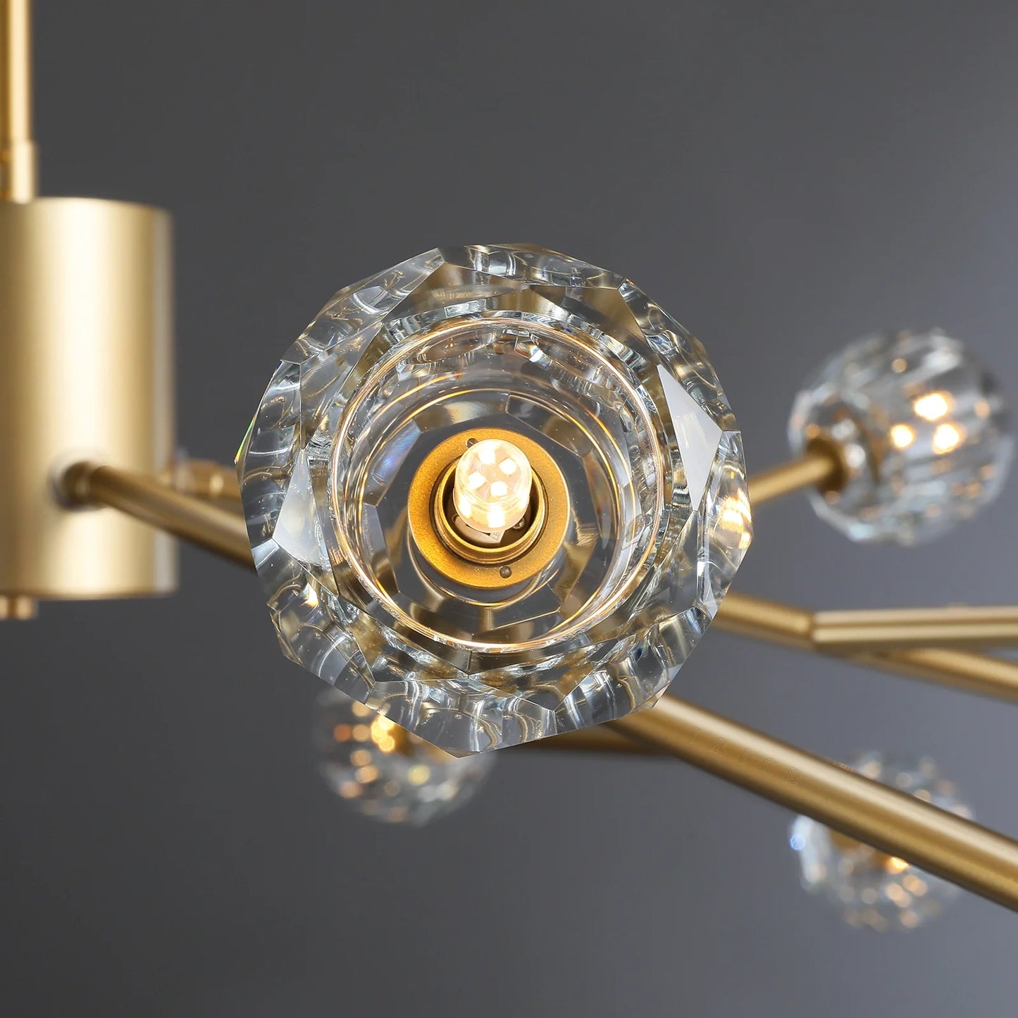 Boule Du Glass Round Chandelier