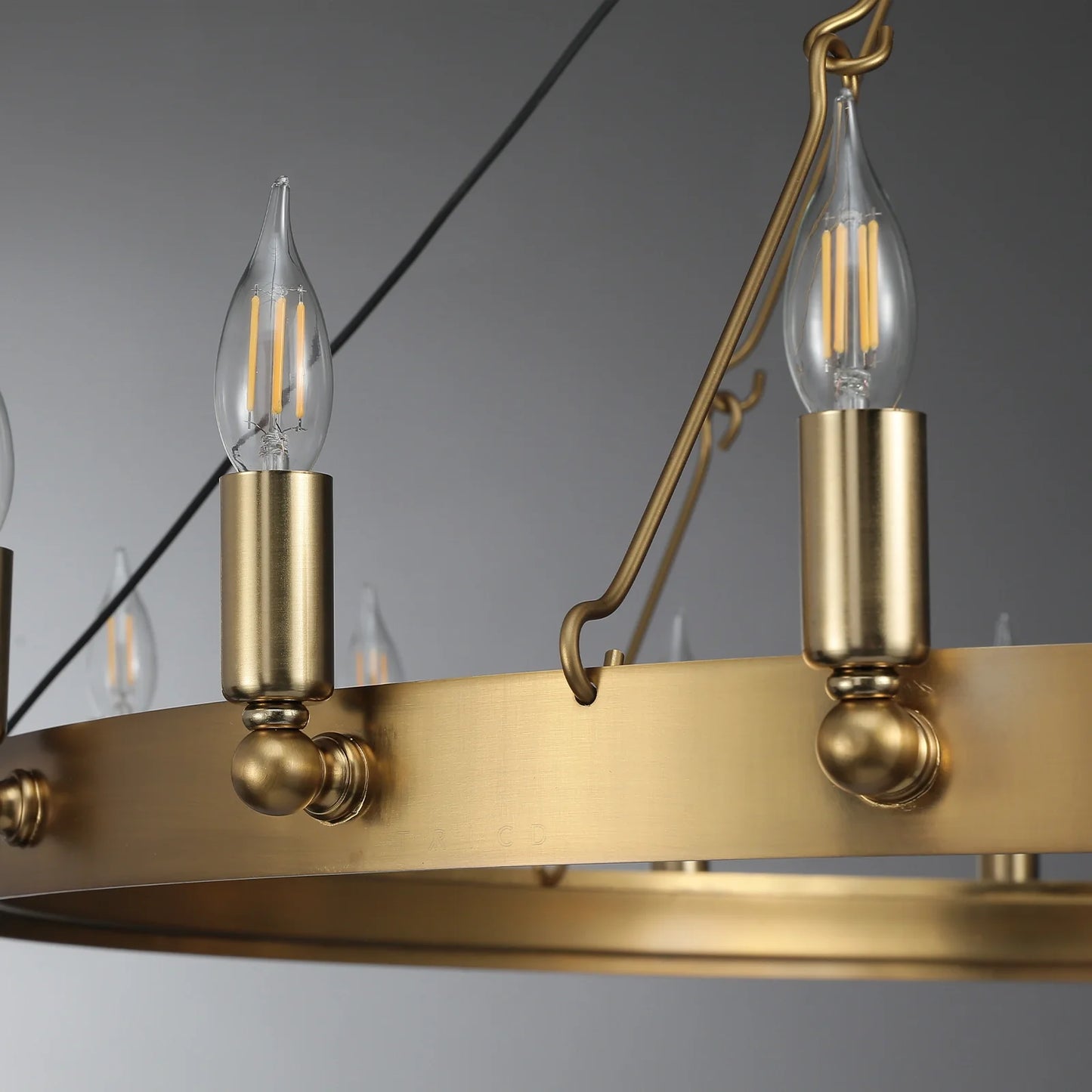 Camins Vintage Candelabra Round Chandelier