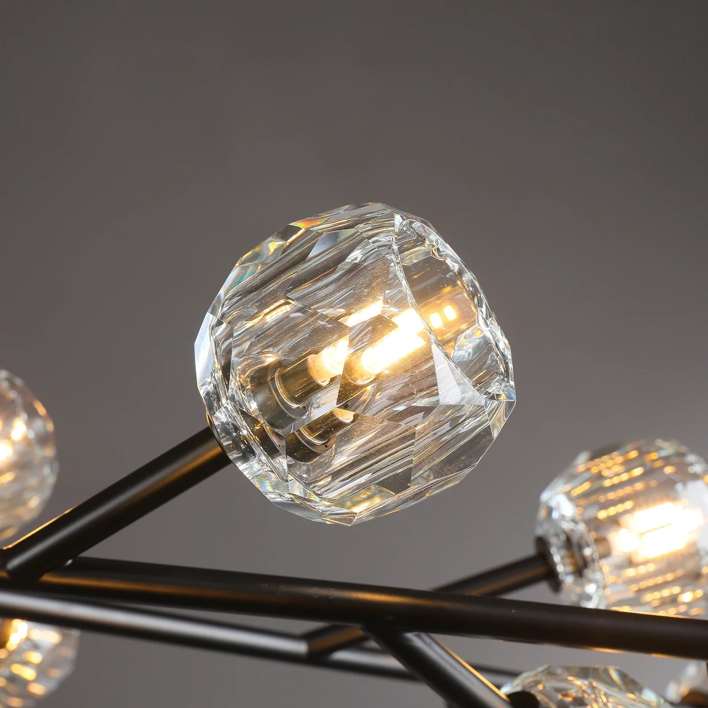 Boule Du Glass Round Chandelier