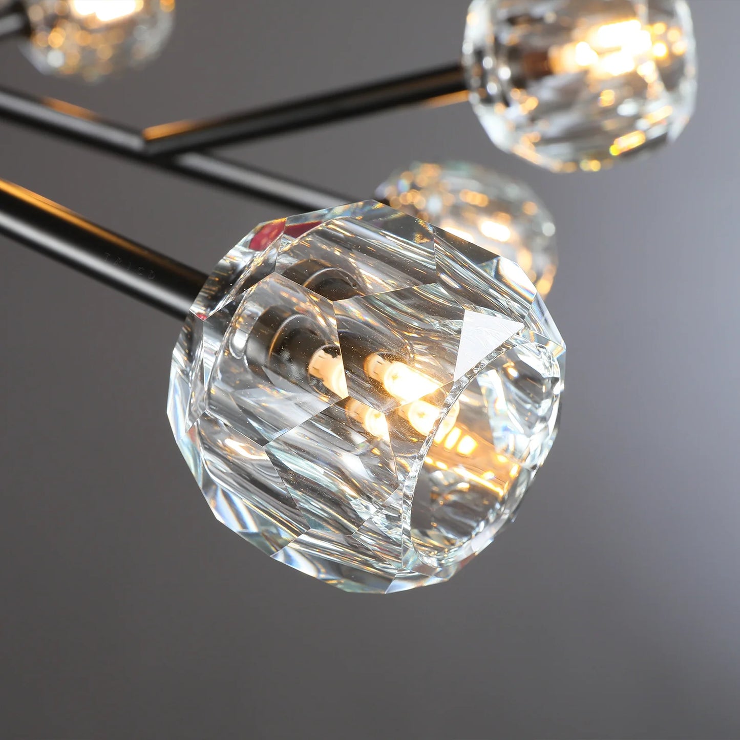 Boule Du Glass Round Chandelier