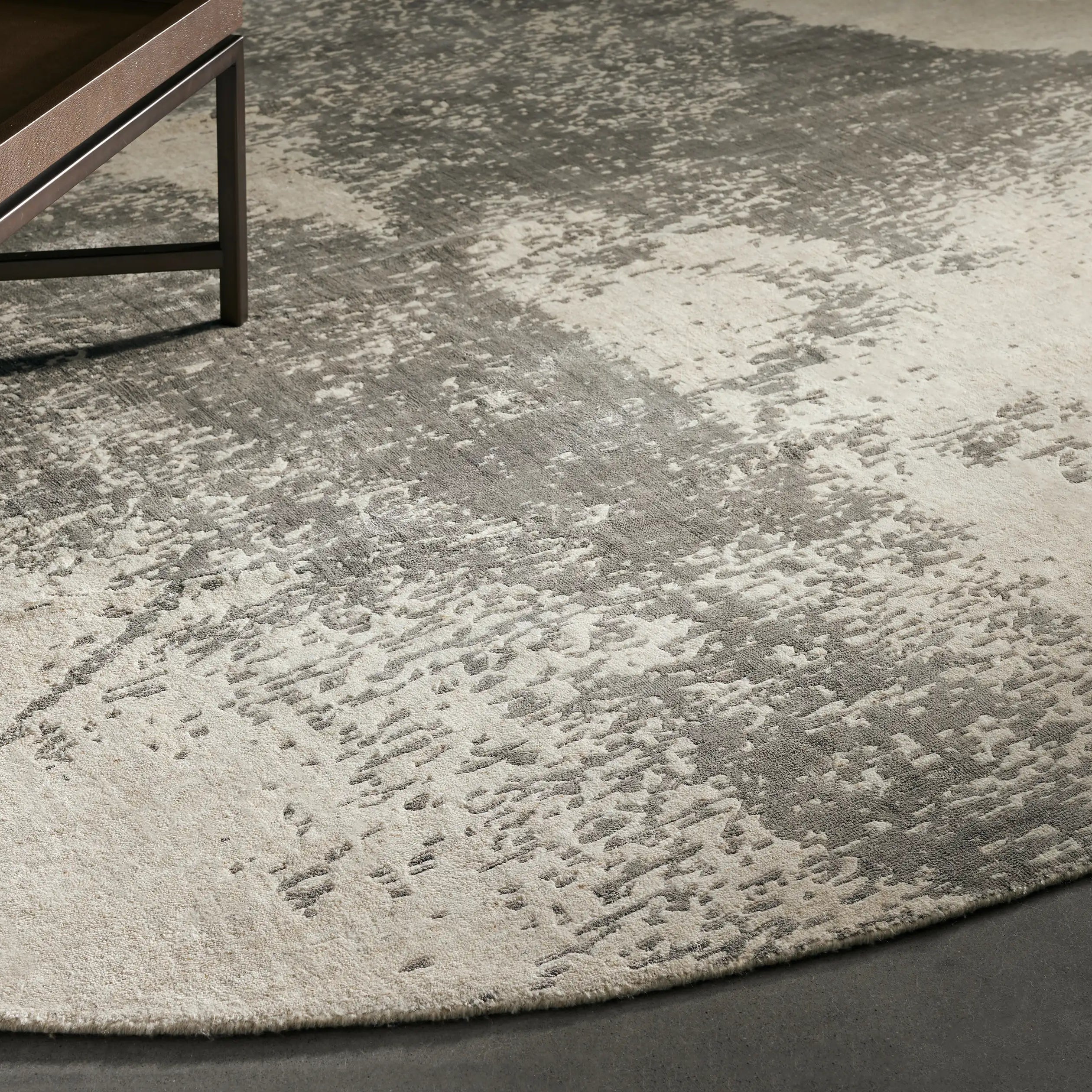 Anala Round Fiber Rug