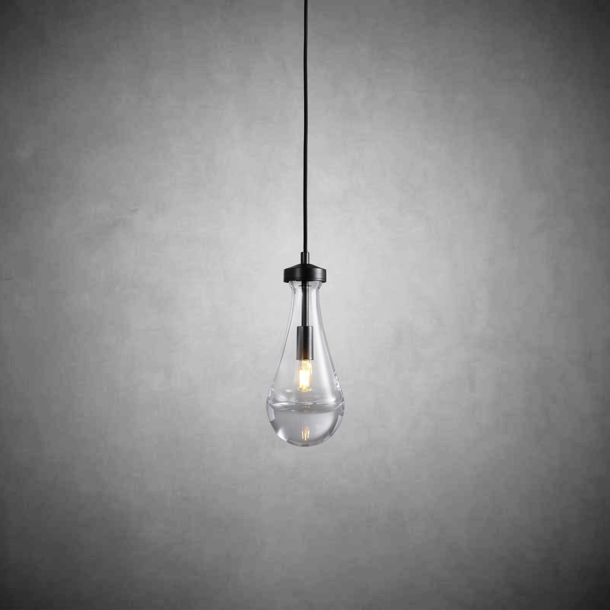 Soltaire Raindrop Pendant Light