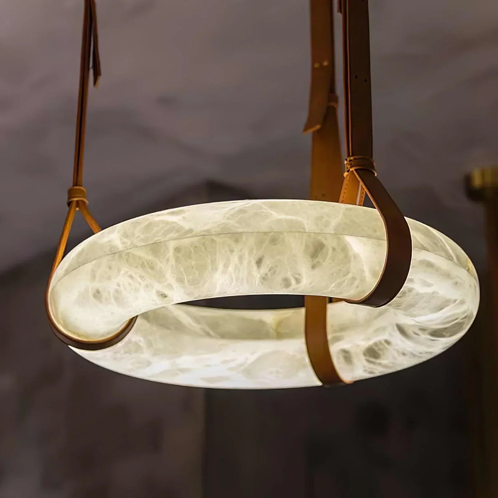 Modern Round Alabaster Chandelier for Living Room/Bedroom