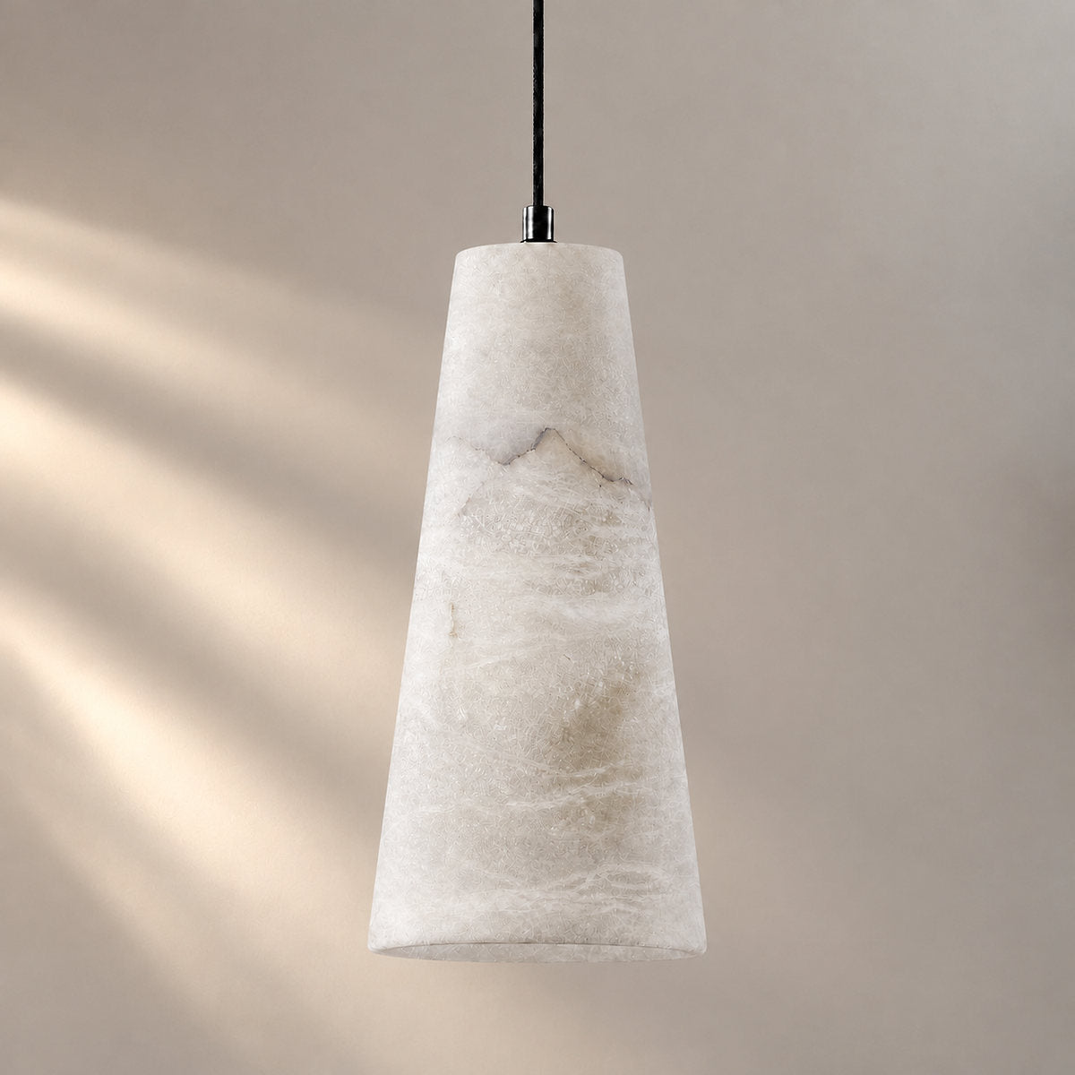 Tricolordeer Single Conical Marble Pendant – Matte Black