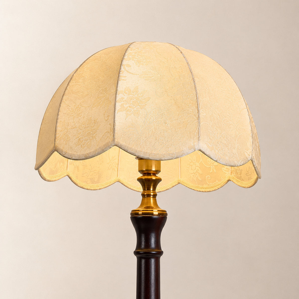 Tricolordeer Sculpted Wood Fabric Floor Lamp