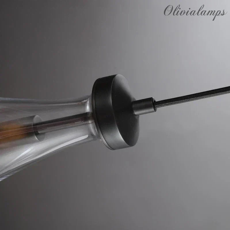 Soltaire Raindrop Pendant Light