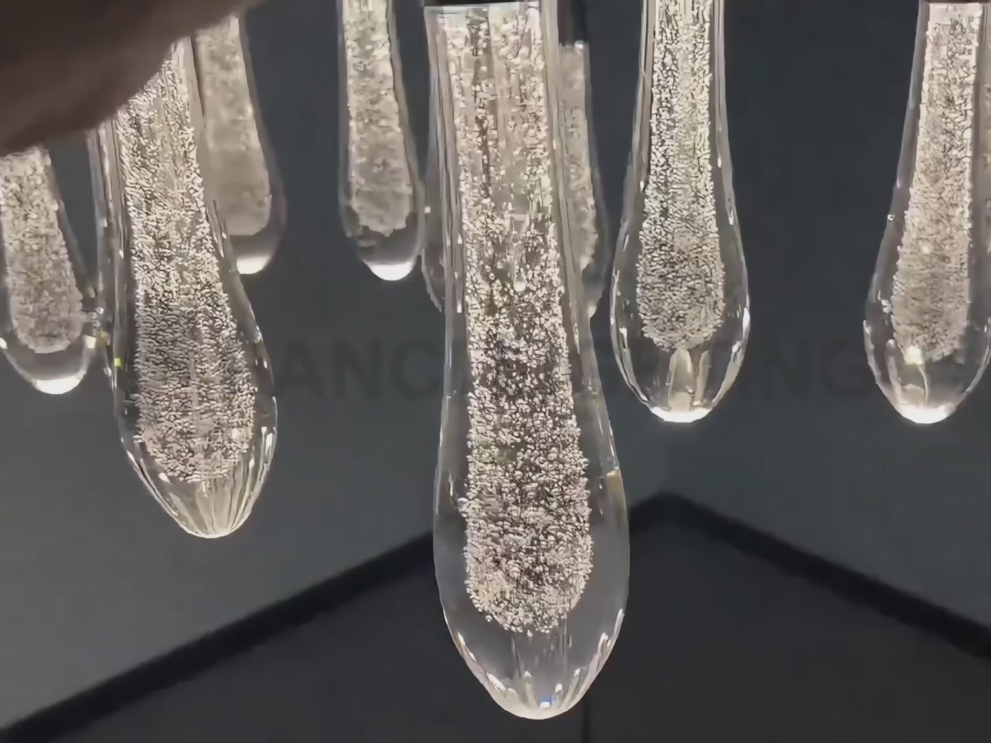 Soltaire Raindrop 3-Light Pendant