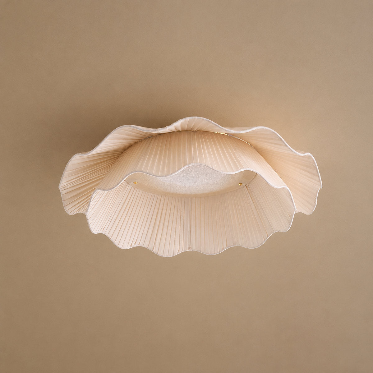 Tricolordeer Pleated Brass Flush Mount Ceiling Lamp