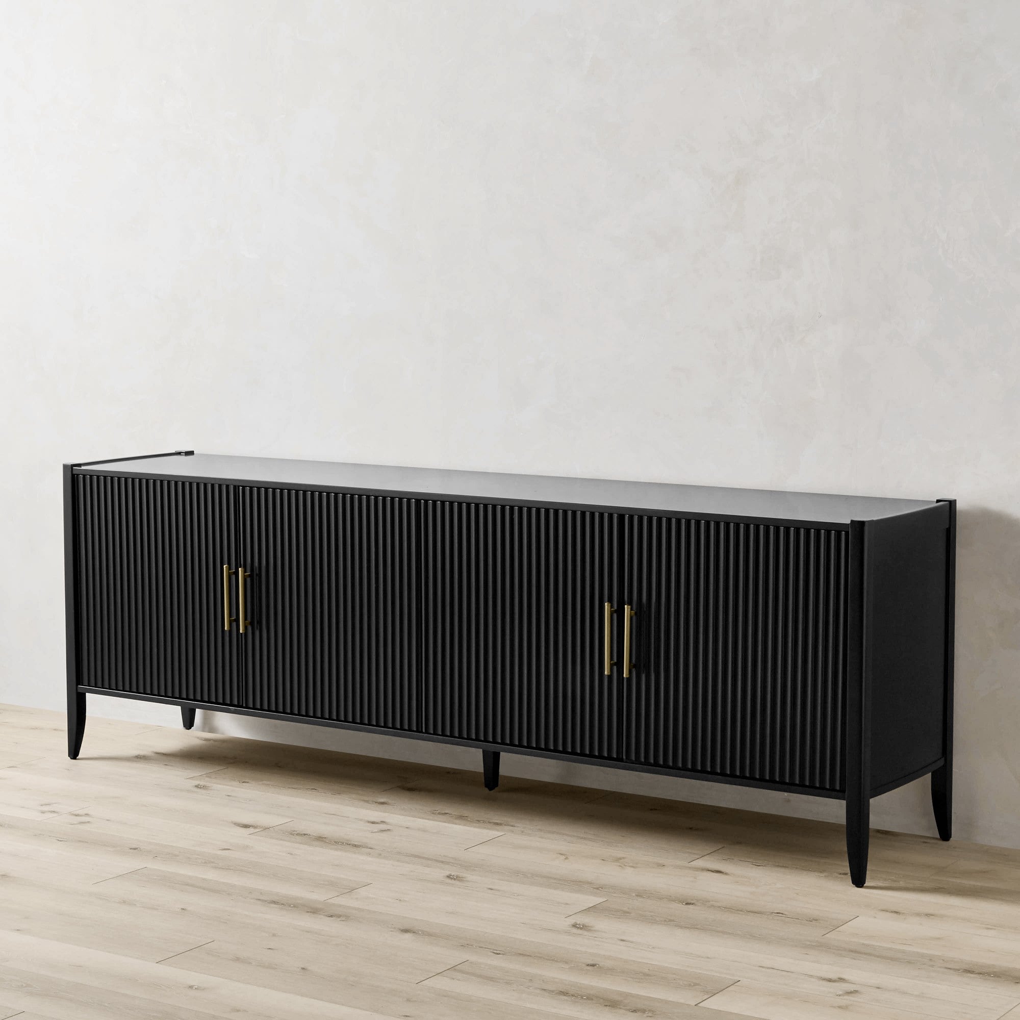 Louis Media Console